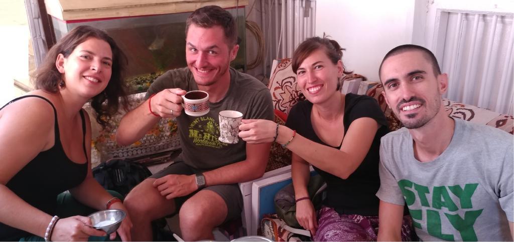 Goldy Guest House Váránaszi Kültér fotó